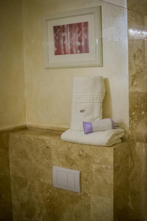 French Boutique Hotel Brasov Luaran gambar